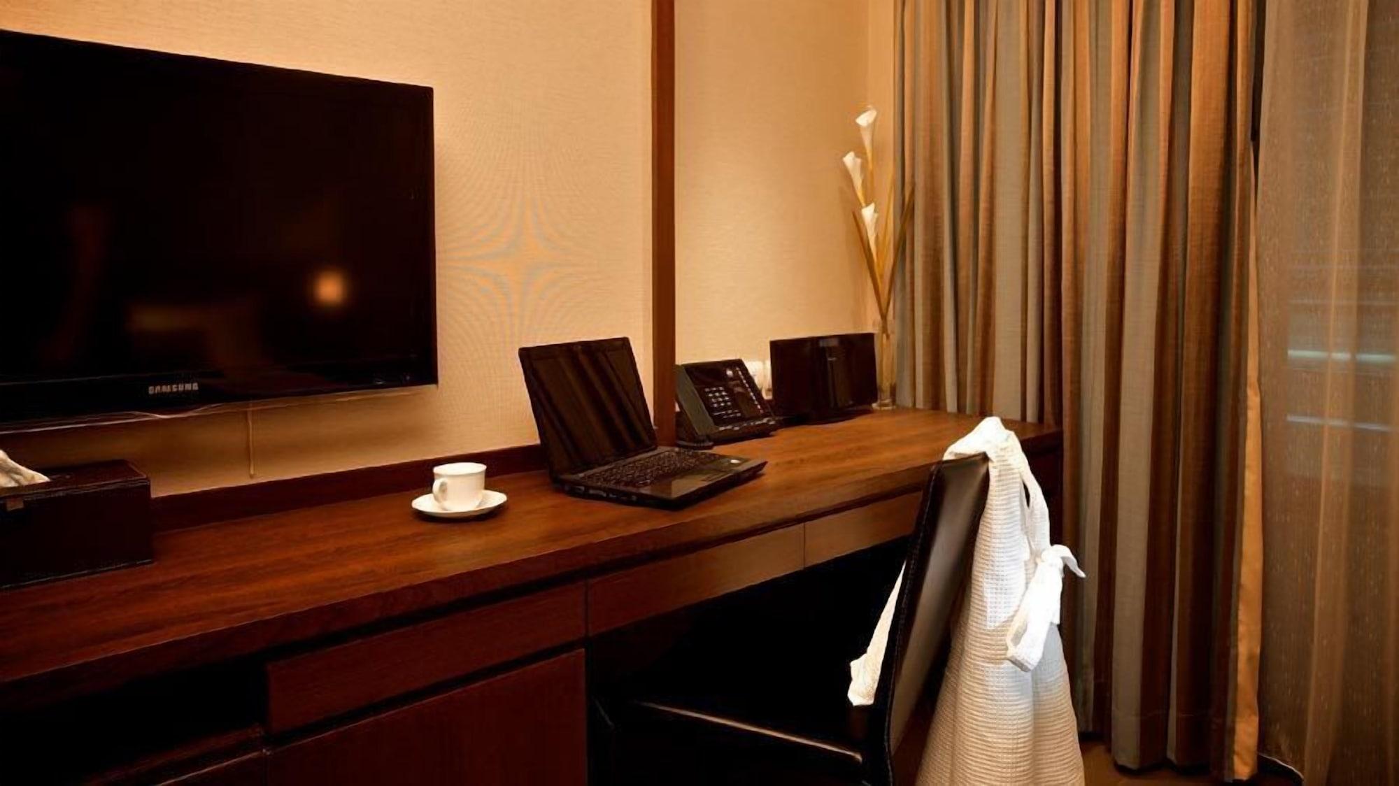 M2 de Bangkok Hotel Bagian luar foto
