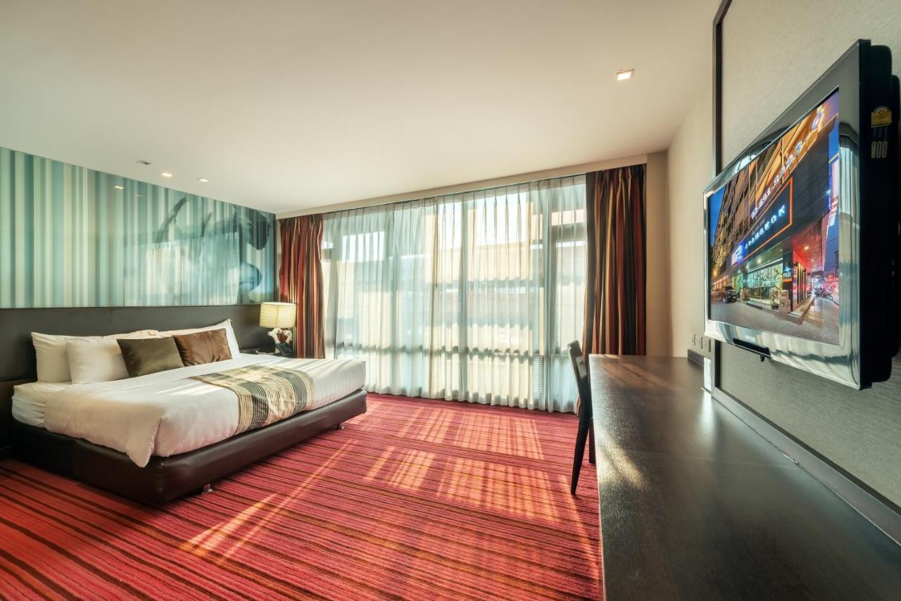M2 de Bangkok Hotel Bagian luar foto