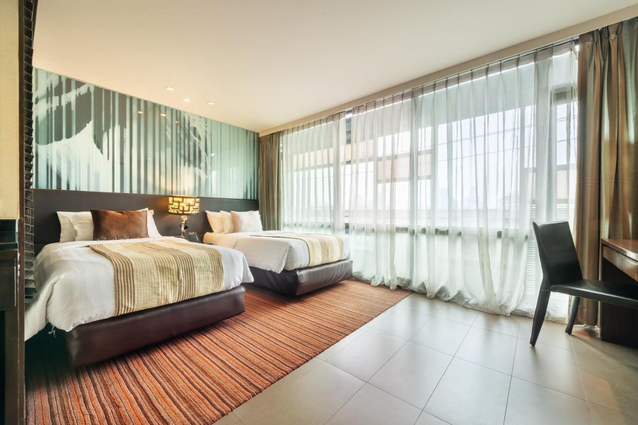 M2 de Bangkok Hotel Bagian luar foto