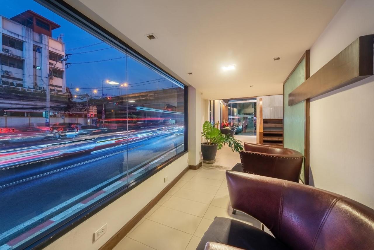 M2 de Bangkok Hotel Bagian luar foto