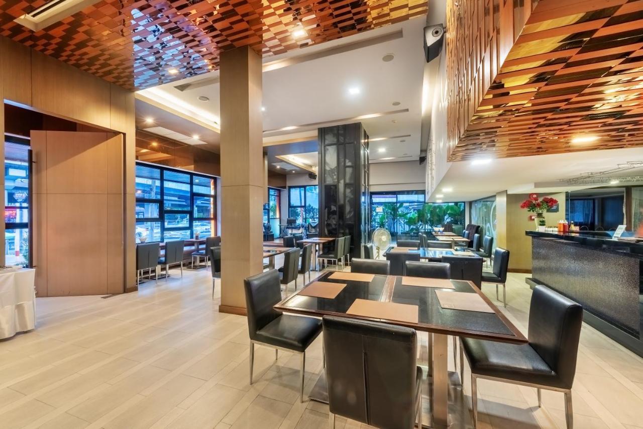 M2 de Bangkok Hotel Bagian luar foto