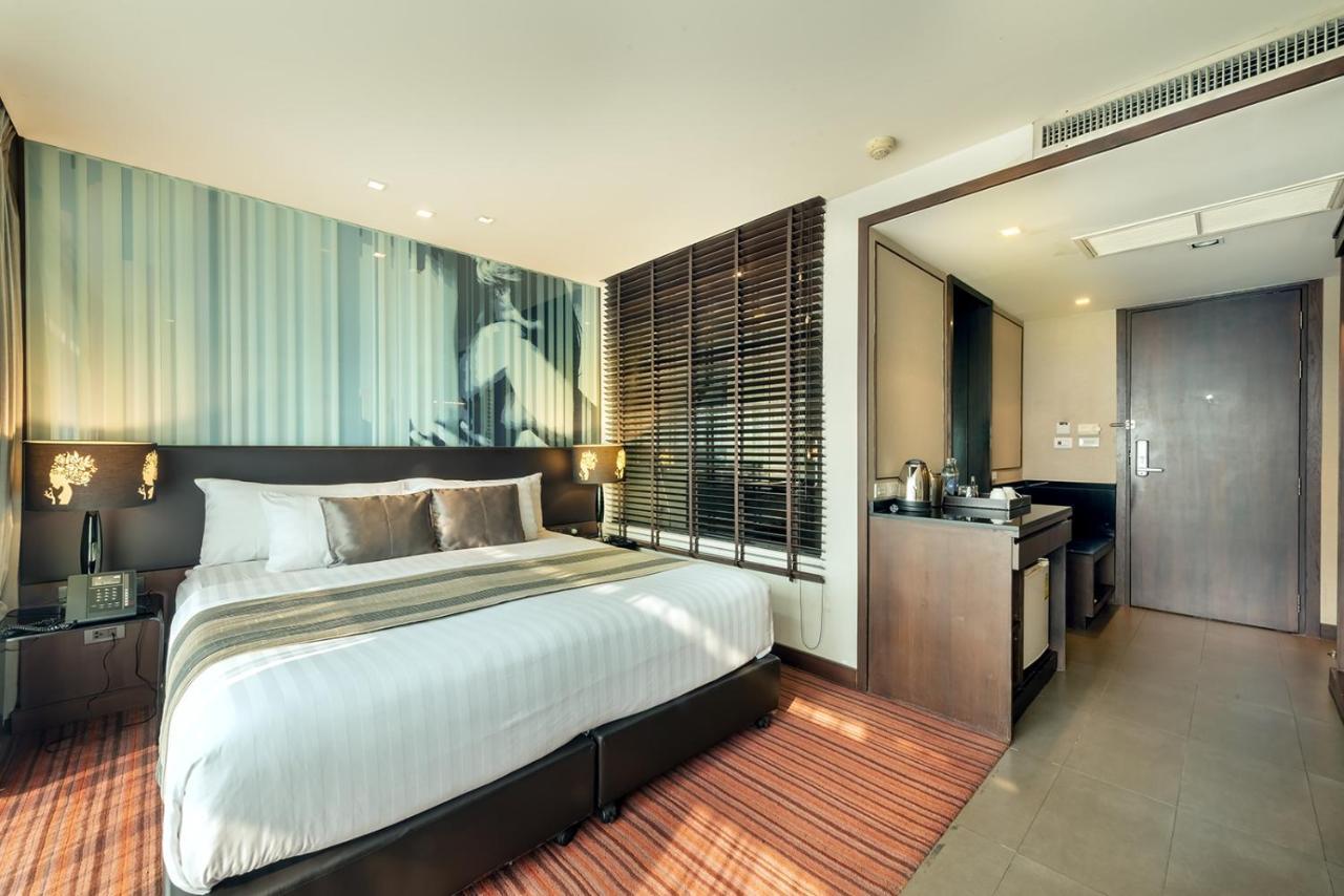 M2 de Bangkok Hotel Bagian luar foto