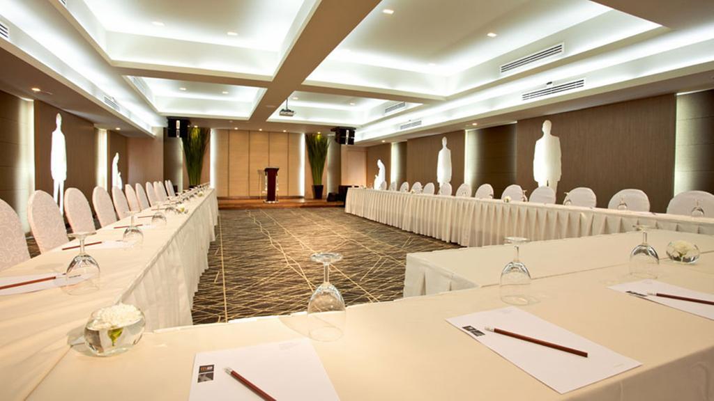 M2 de Bangkok Hotel Bagian luar foto